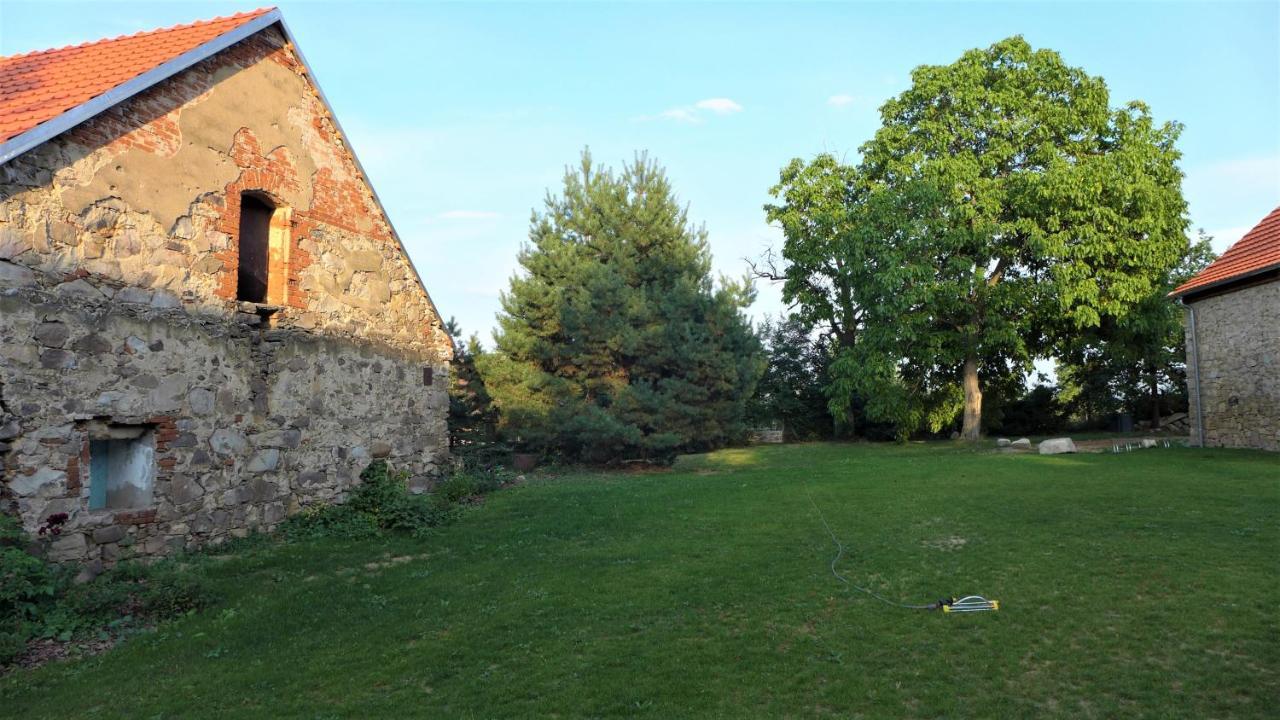 Ořechový dvůr Velke Nepodrice Exteriér fotografie